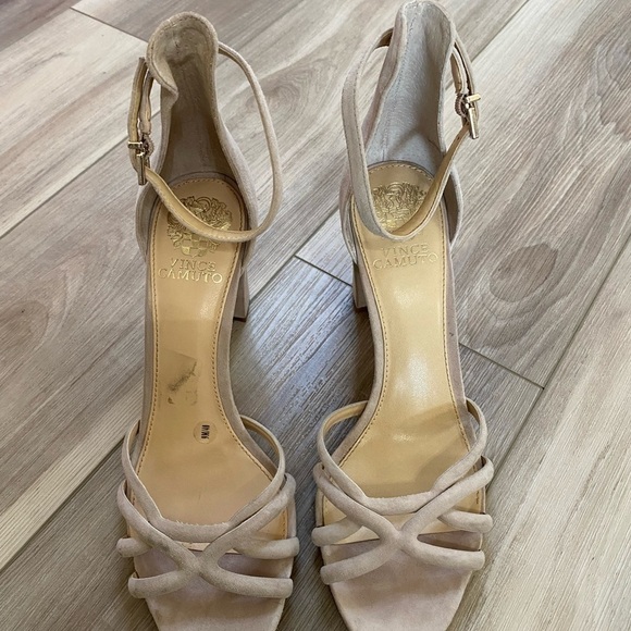 * VINCE CAMUTO Catelia Suede Leather Strappy Block Heel Shoes Valentines - Picture 7 of 15